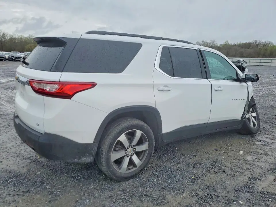 2020 CHEVROLET TRAVERSE LT  