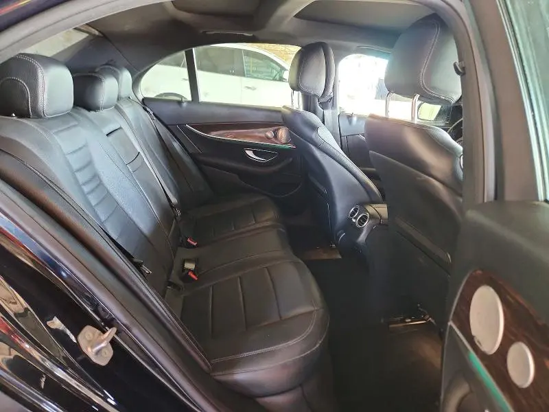 2017 MERCEDES-BENZ E 300 4MATIC  