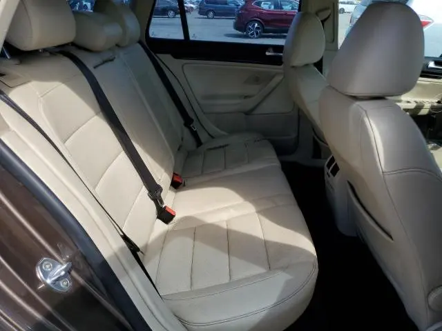 2012 VOLKSWAGEN JETTA TDI  