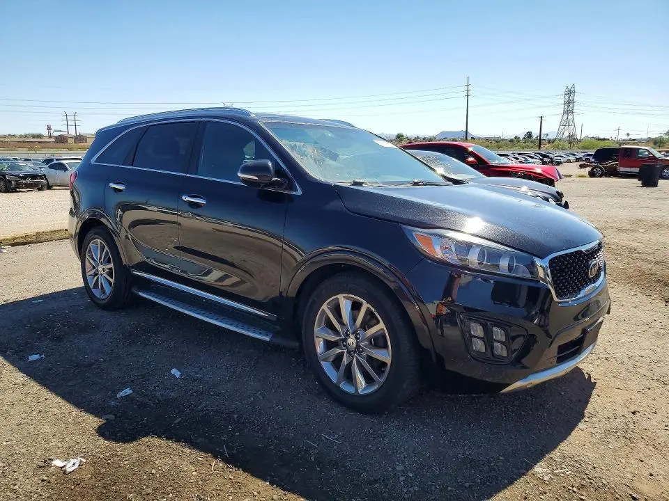 2016 KIA SORENTOSXL   