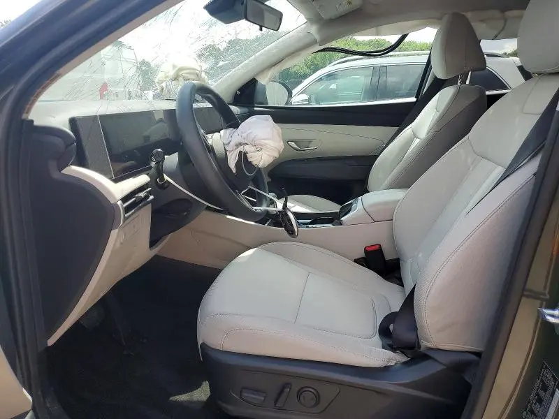 2025 HYUNDAI TUCSON SEL  