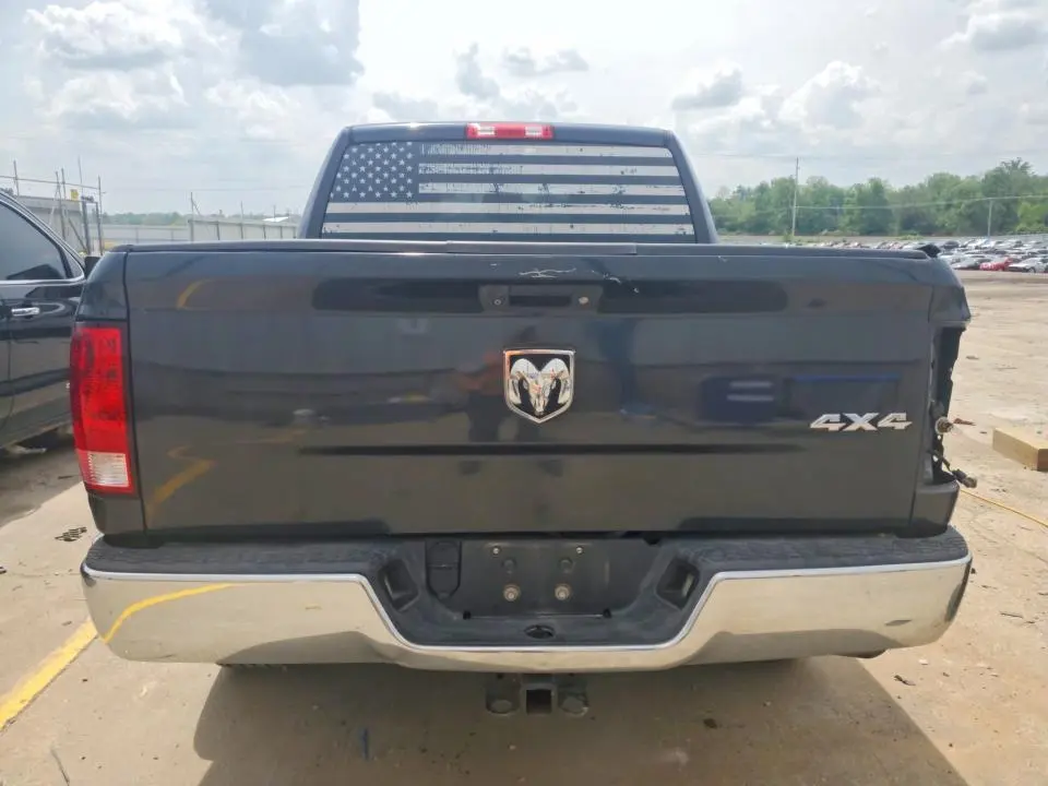 2016 RAM 1500 ST  