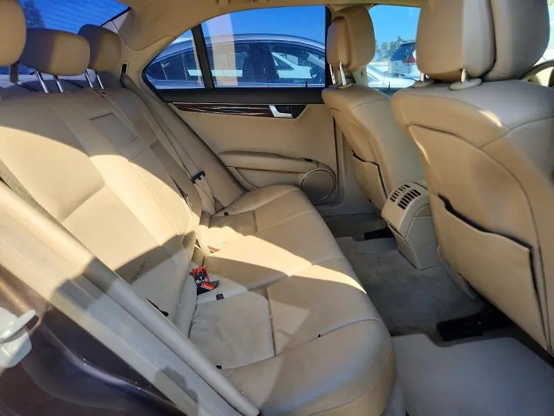 2013 MERCEDES-BENZ C 250  