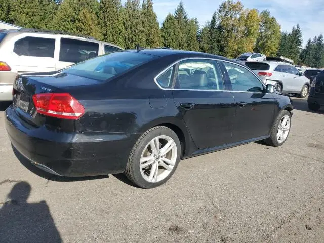 2015 VOLKSWAGEN PASSAT SE  