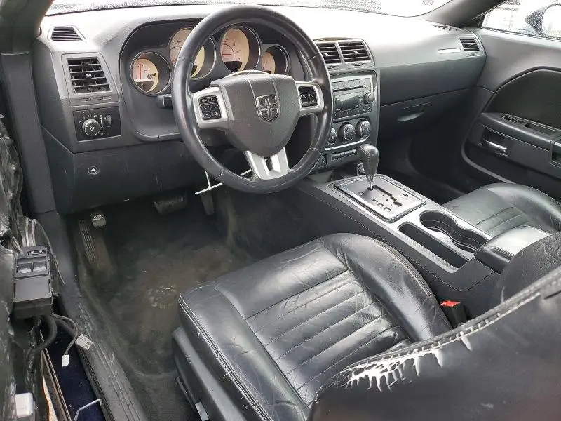 2011 DODGE CHALLENGER   