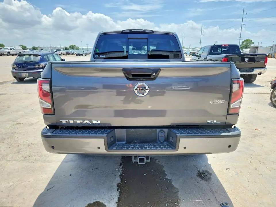 2020 NISSAN TITAN SL  
