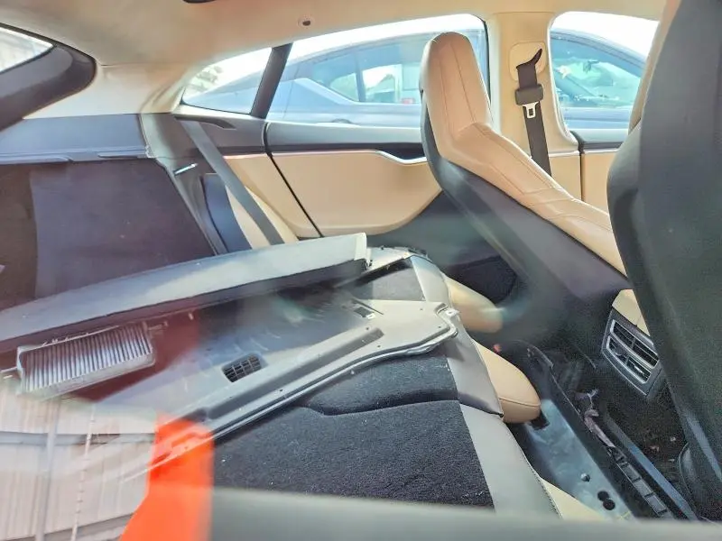 2015 TESLA MODEL S   