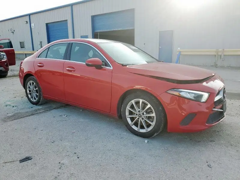 2020 MERCEDES-BENZ A 220  