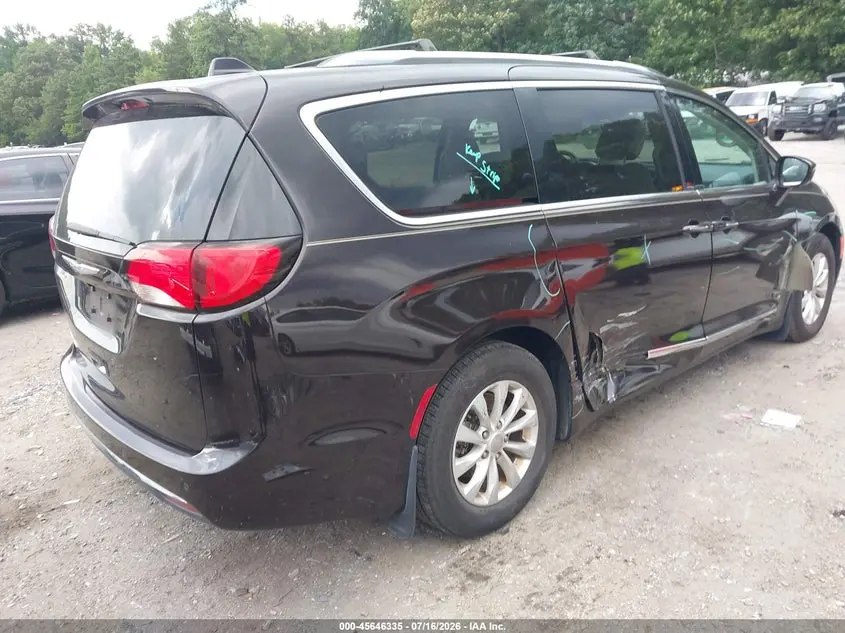 2018 CHRYSLER PACIFICA TOURING L PLUS