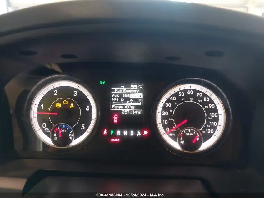 2018 RAM 2500 TRADESMAN  4X4 8' BOX