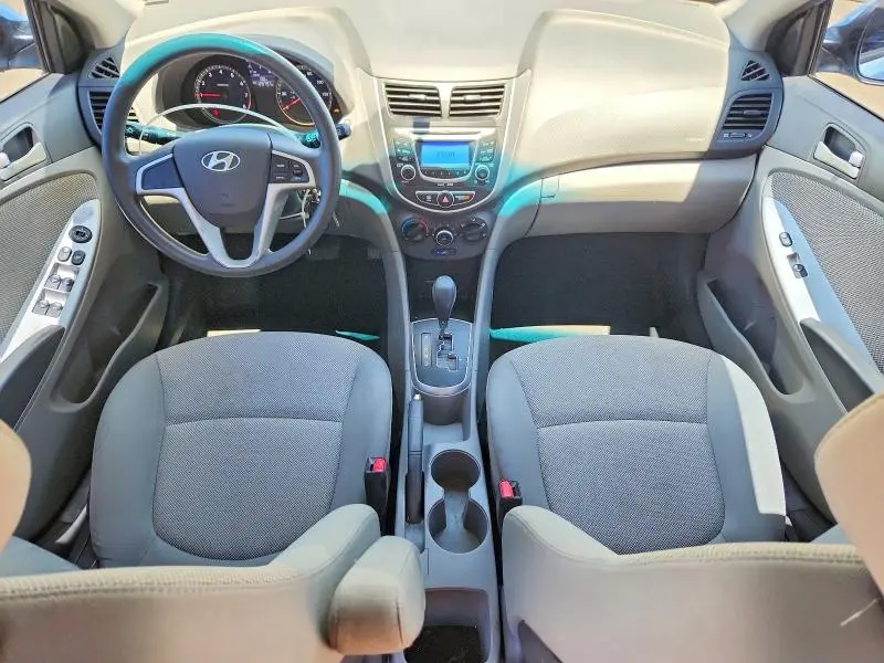 2013 HYUNDAI ACCENT GS  