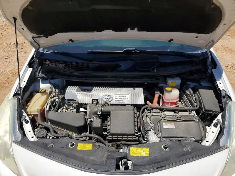 2014 TOYOTA PRIUS V THREE  