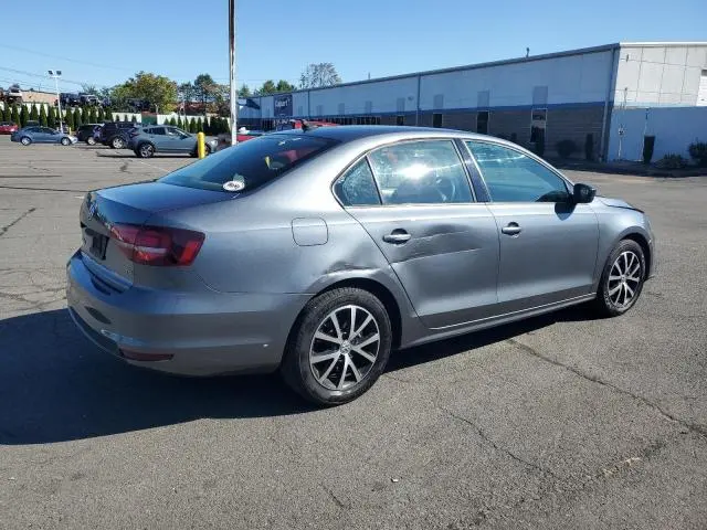 2016 VOLKSWAGEN JETTA SE  