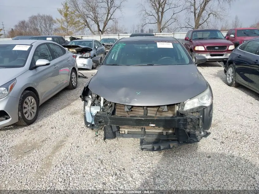 2017 TOYOTA CAMRY LE