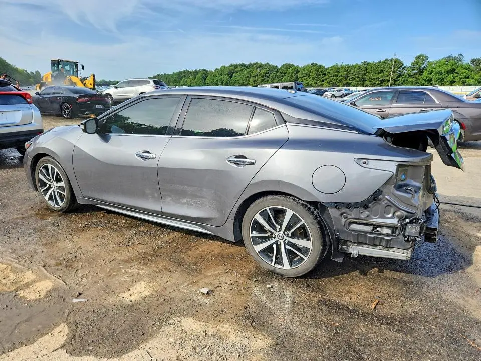 2021 NISSAN MAXIMA SV  