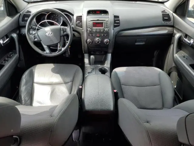 2013 KIA SORENTO LX  