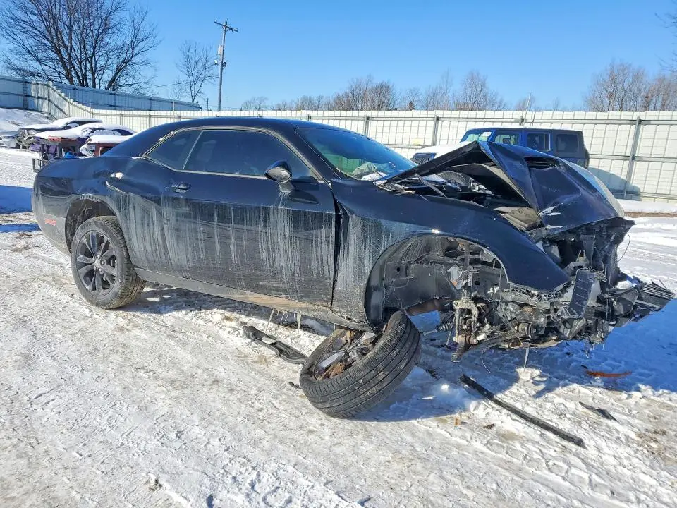 2023 DODGE CHALLENGER SXT  