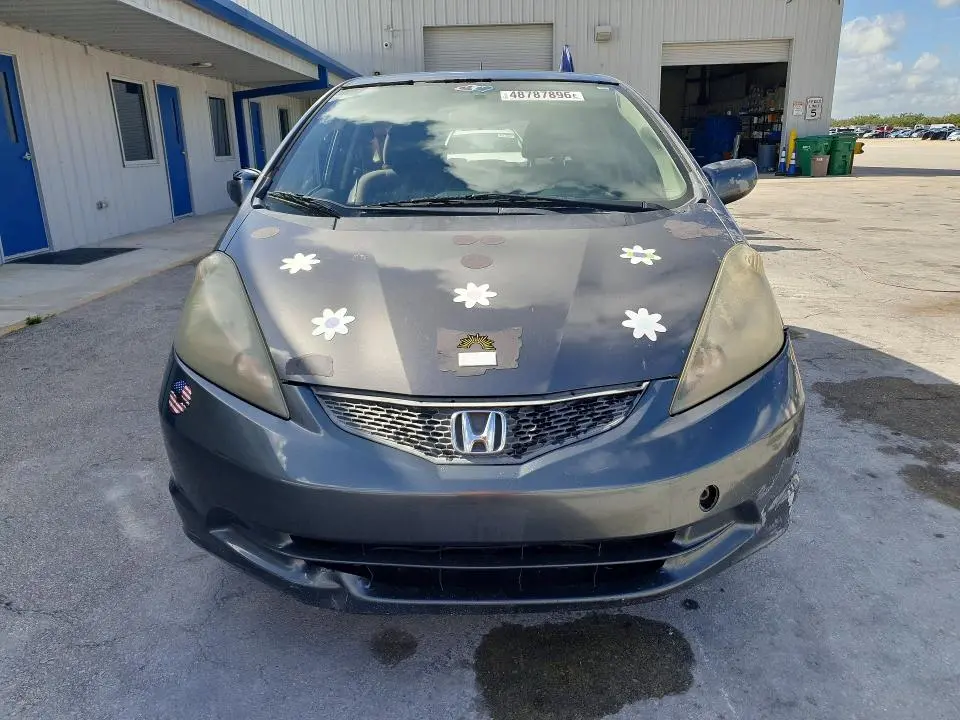 2013 HONDA FIT   
