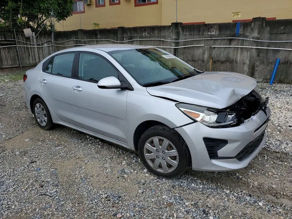 2022 KIA RIO LX  