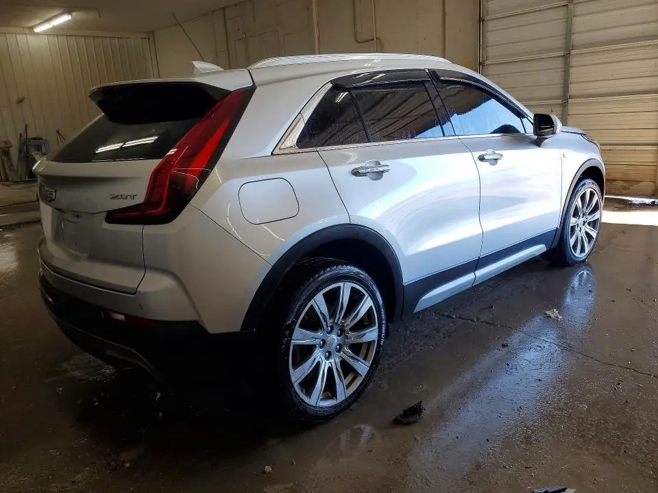2019 CADILLAC XT4 PREMIUM LUXURY  