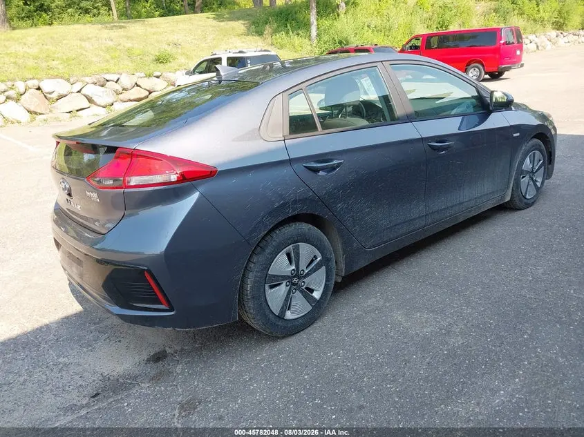2018 HYUNDAI IONIQ HYBRID BLUE