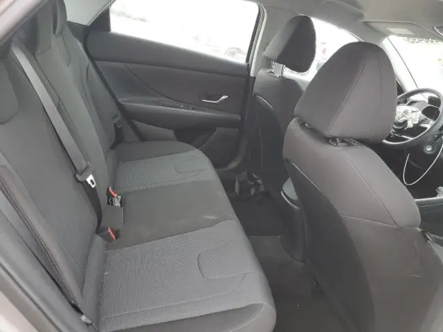 2023 HYUNDAI ELANTRA SE