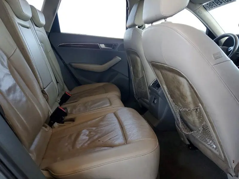 2010 AUDI Q5 PREMIUM  