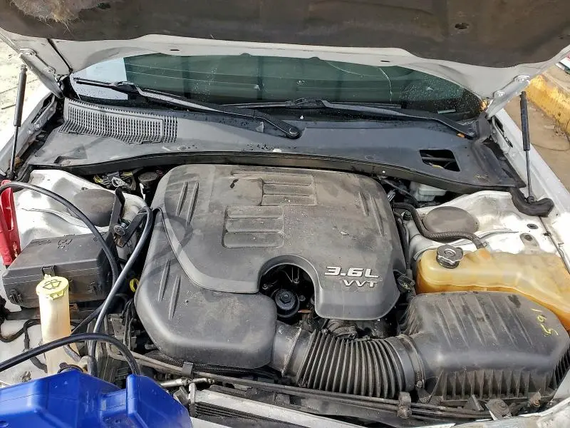 2011 CHRYSLER 300 LIMITED  