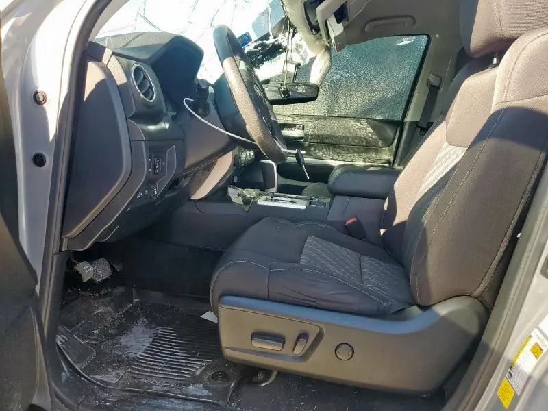 2021 TOYOTA TUNDRA CREWMAX SR5  