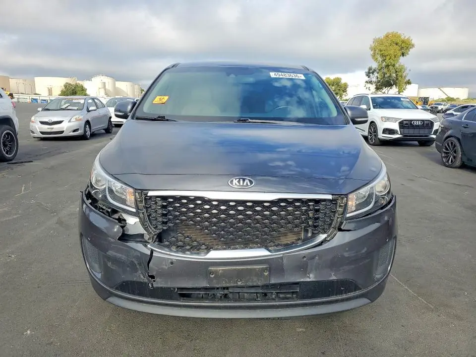 2018 KIA SEDONA LX  