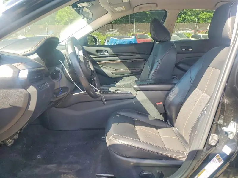 2022 NISSAN ALTIMA SR  
