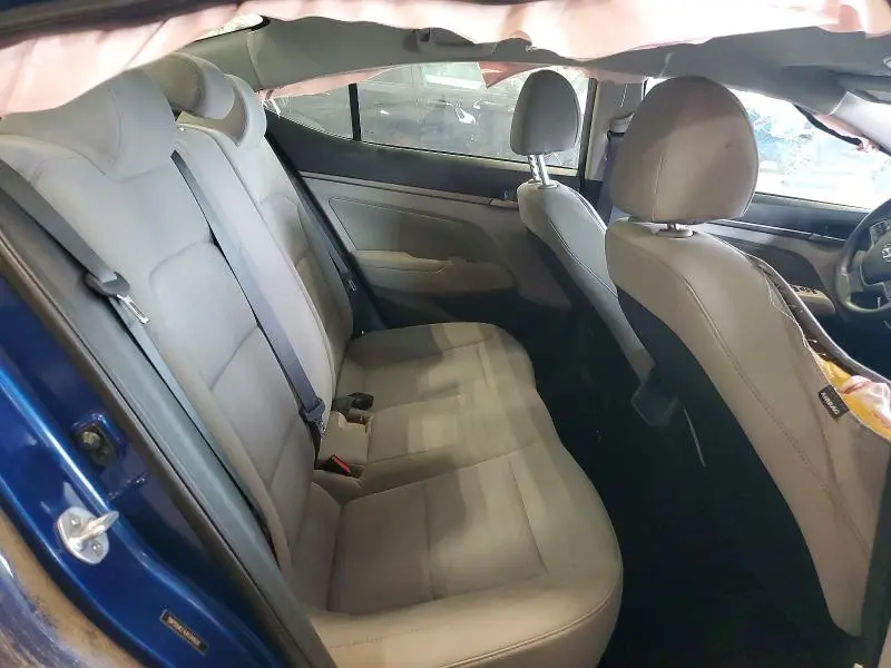 2018 HYUNDAI ELANTRA SEL  