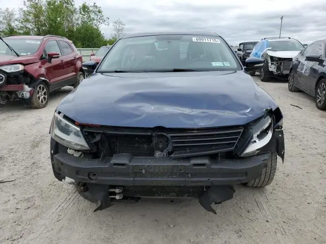 2011 VOLKSWAGEN JETTA SE  