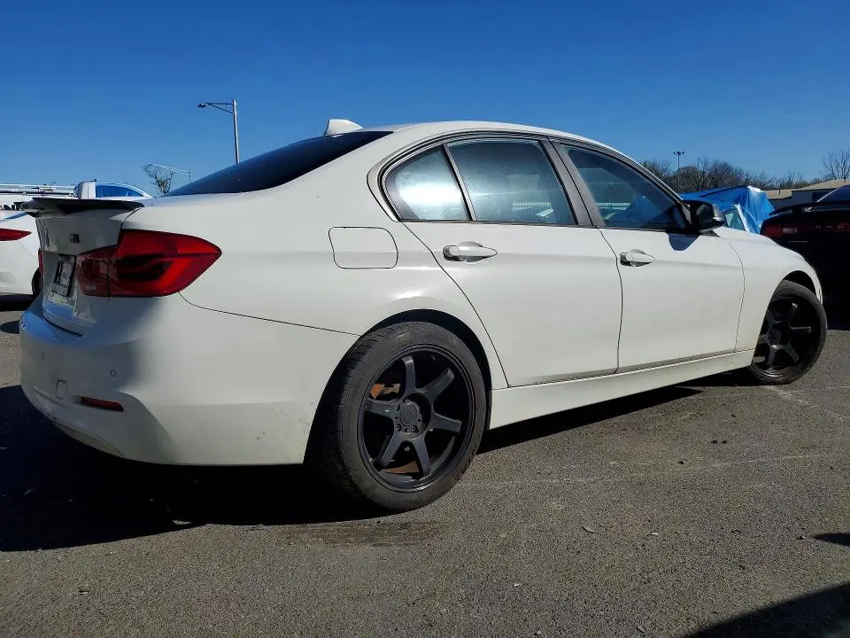 2016 BMW 320 XI  