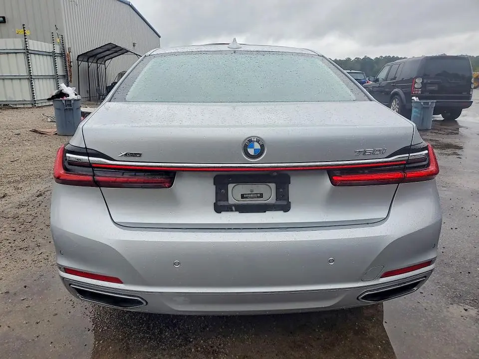 2020 BMW 750 XI  