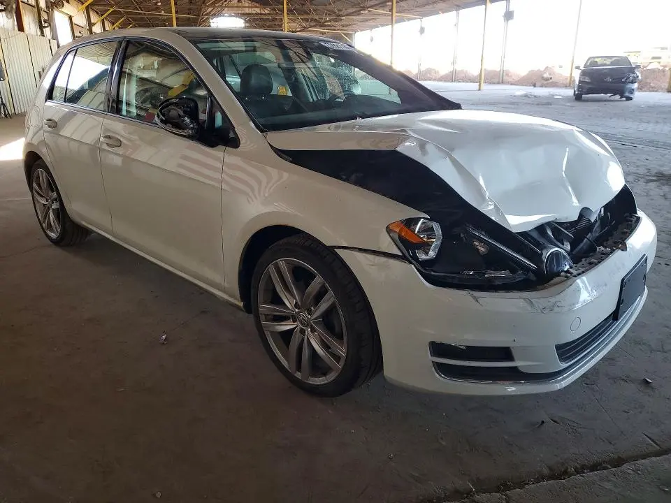 2015 VOLKSWAGEN GOLF   