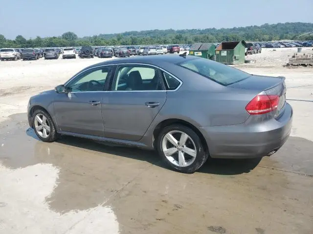 2013 VOLKSWAGEN PASSAT SE  