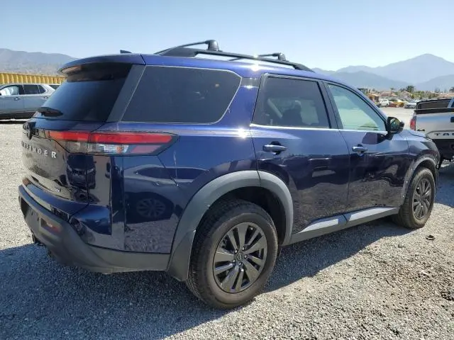 2022 NISSAN PATHFINDER SV  