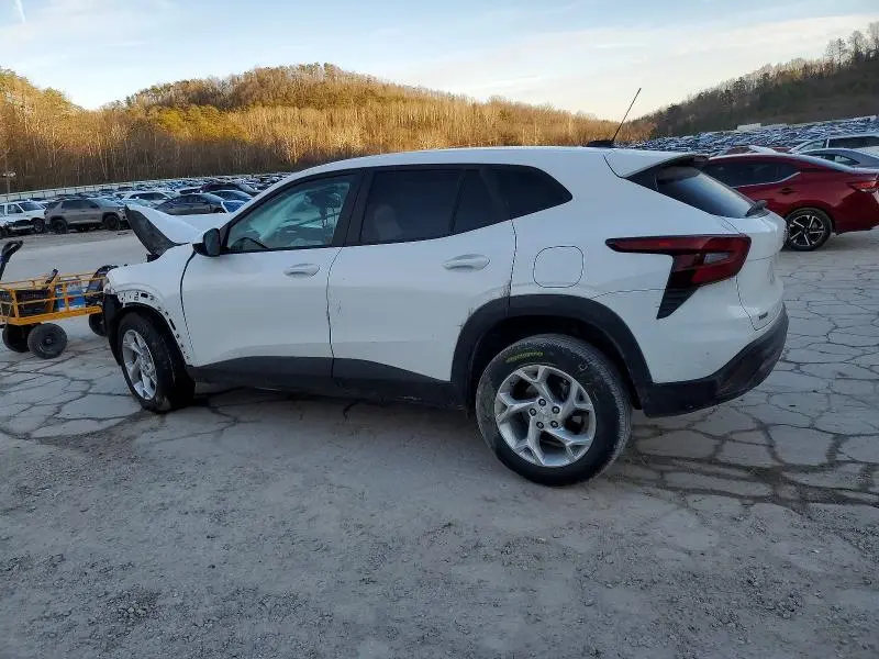 2025 CHEVROLET TRAX LS  