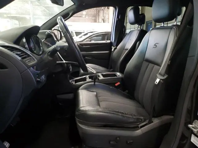 2014 CHRYSLER TOWN & COUNTRY S  