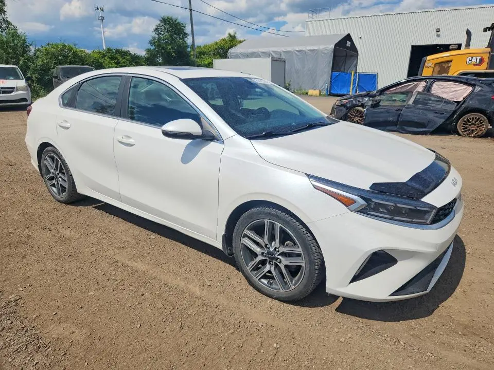 2023 KIA FORTE EX  