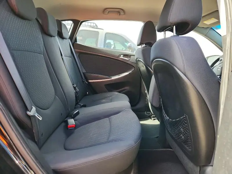 2012 HYUNDAI ACCENT GLS  