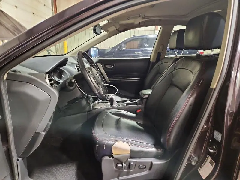 2012 NISSAN ROGUE S  