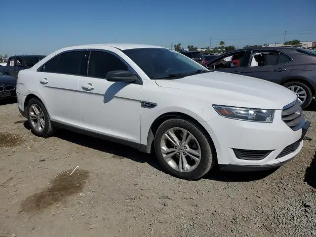 2018 FORD TAURUS SE