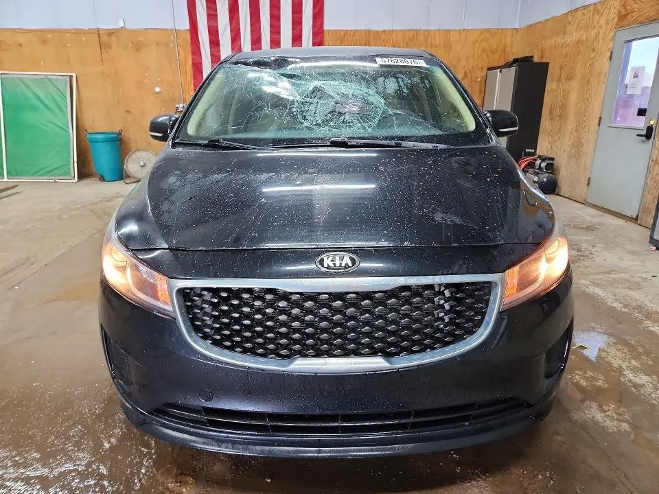 2018 KIA SEDONA LX  