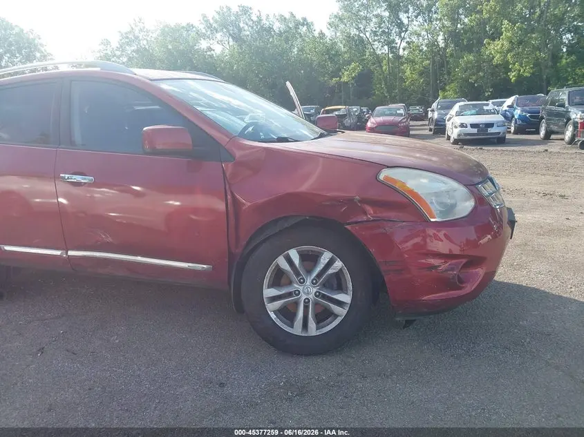 2013 NISSAN ROGUE SV