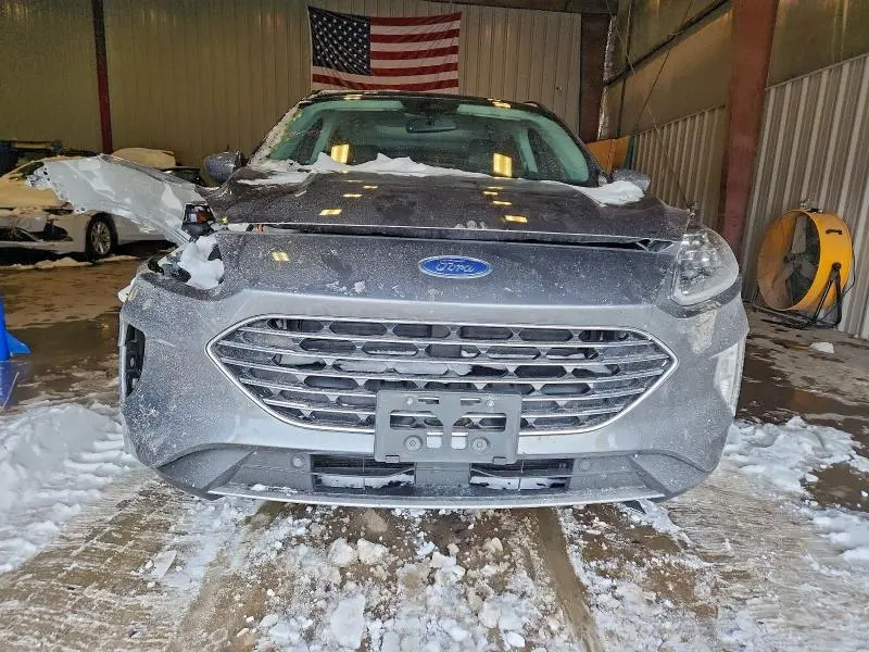 2021 FORD ESCAPE TITANIUM  