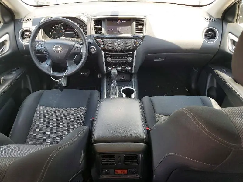 2018 NISSAN PATHFINDER SV  