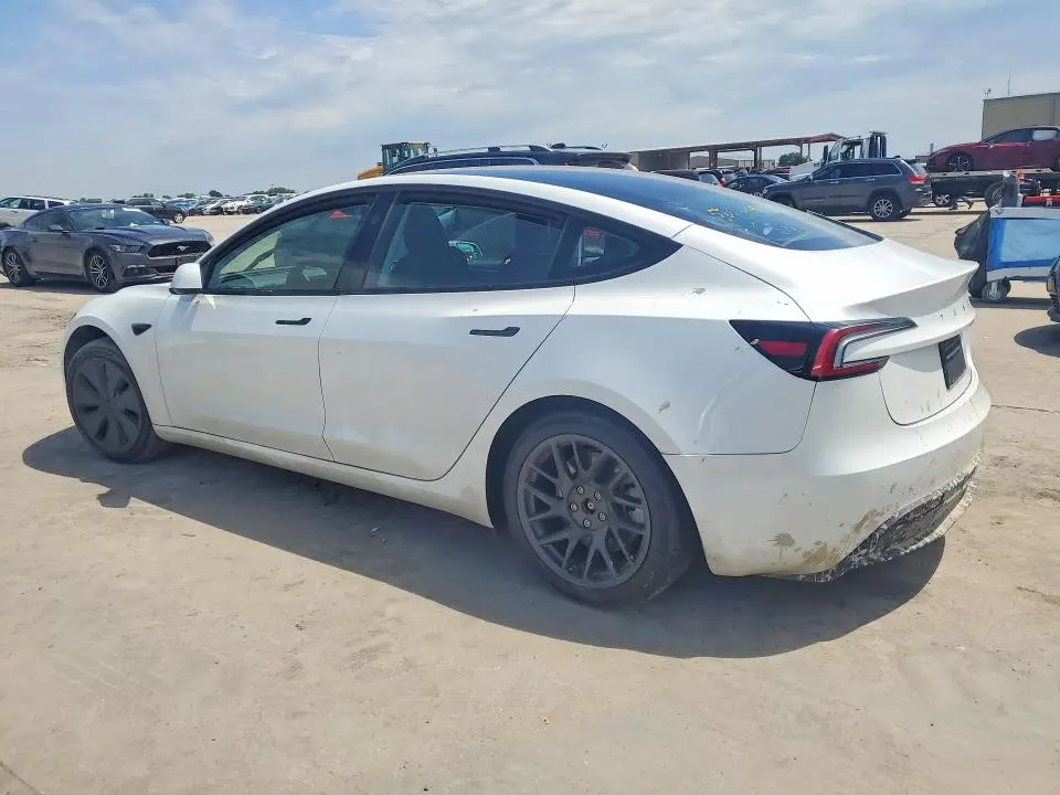 2025 TESLA MODEL 3   