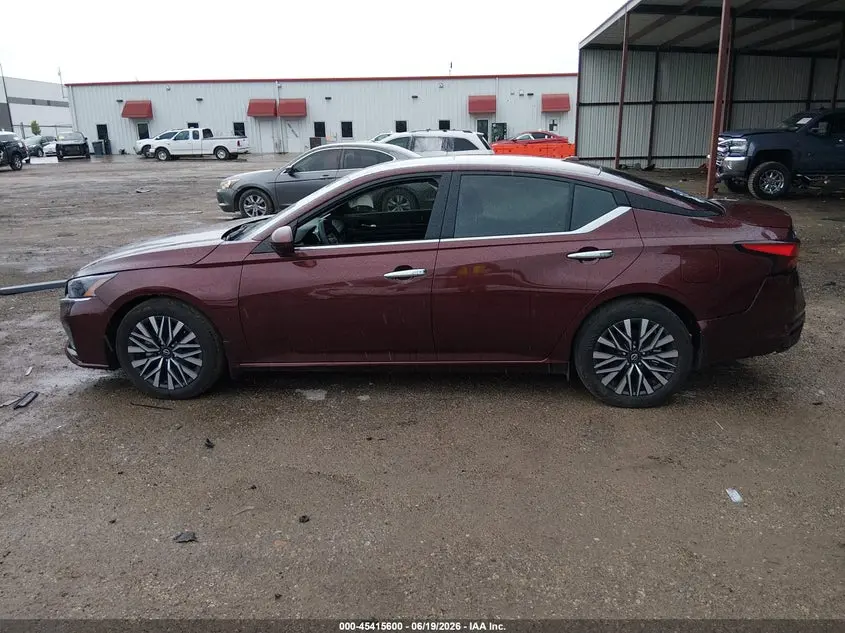 2024 NISSAN ALTIMA SV FWD